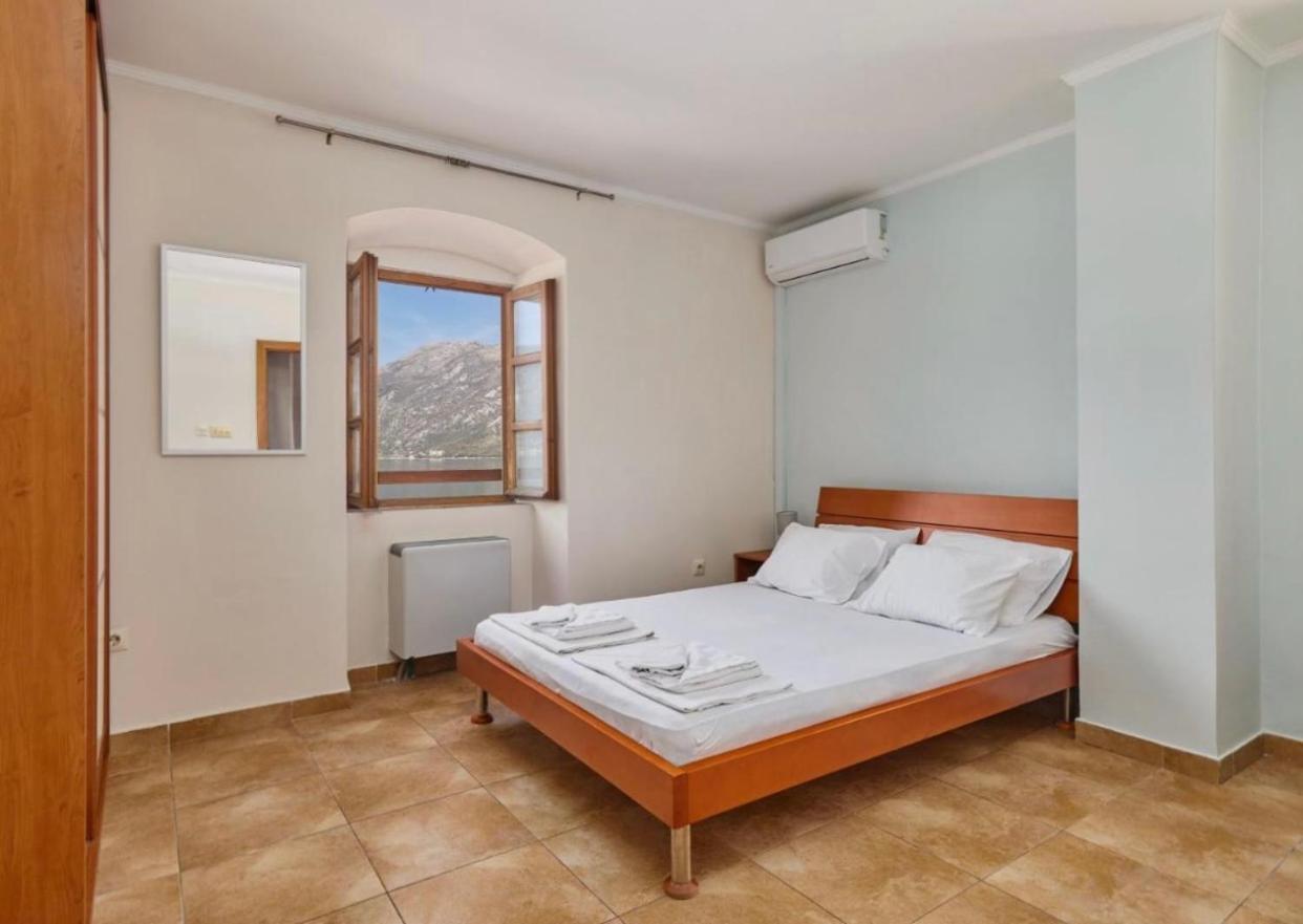 Apartments Barba Котор Экстерьер фото