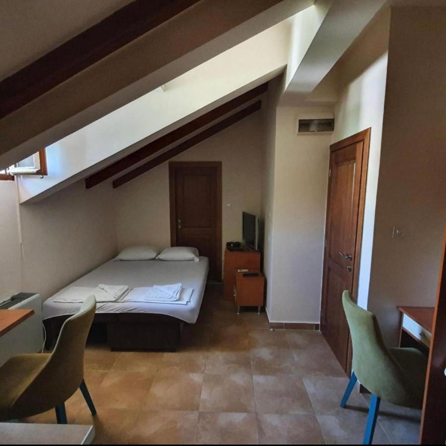 Apartments Barba Котор Экстерьер фото