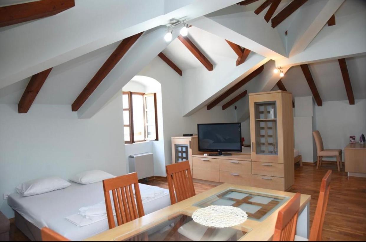 Apartments Barba Котор Экстерьер фото