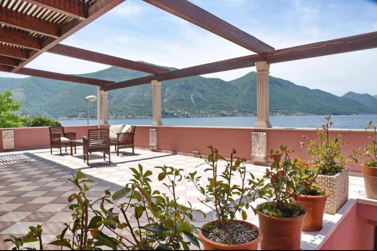 Apartments Barba Котор Экстерьер фото