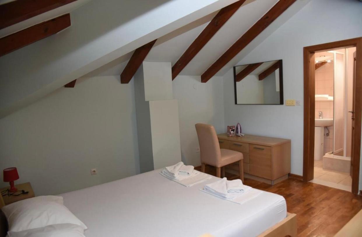 Apartments Barba Котор Экстерьер фото