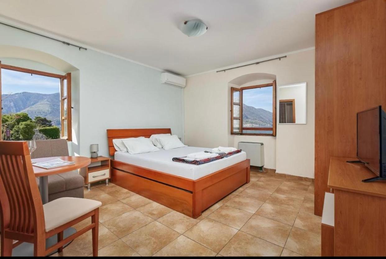 Apartments Barba Котор Экстерьер фото