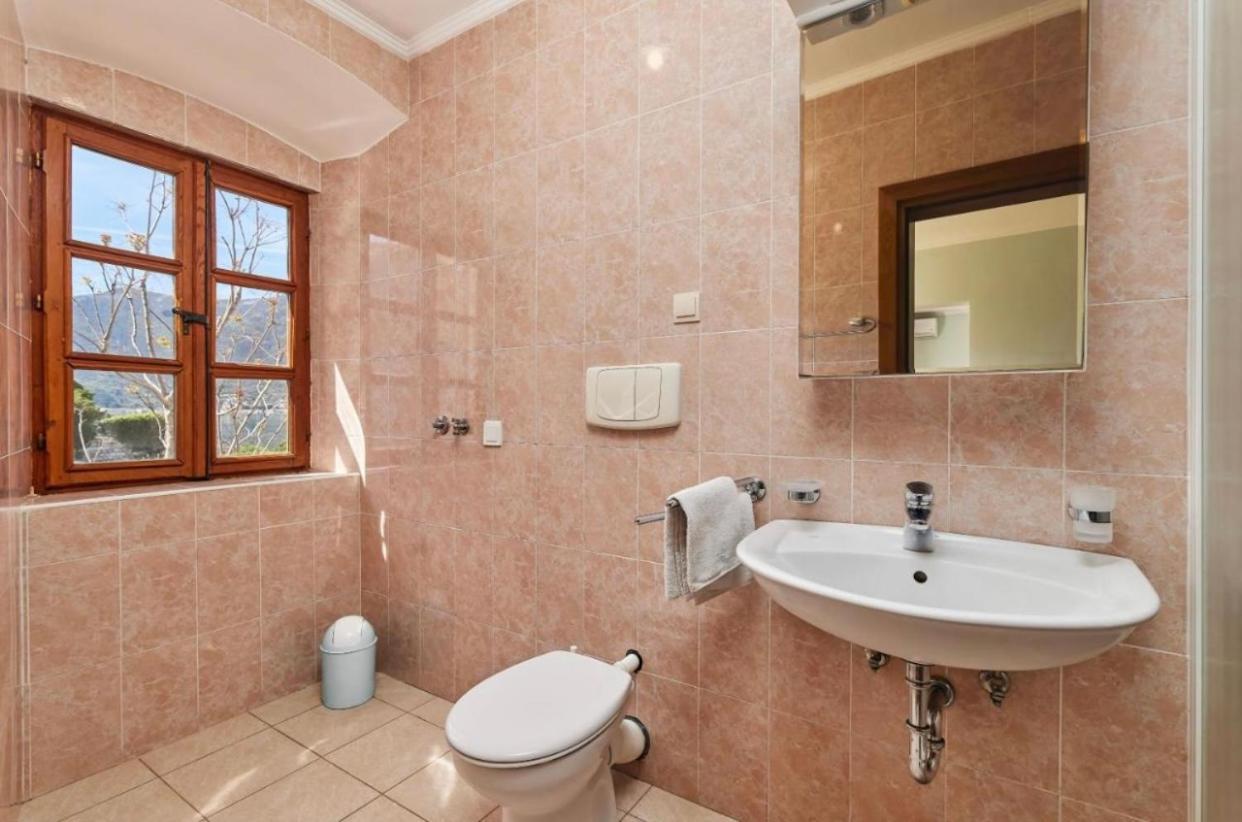 Apartments Barba Котор Экстерьер фото