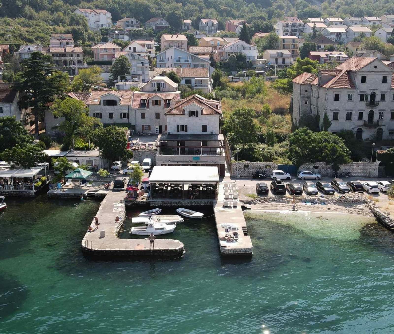 Apartments Barba Котор Экстерьер фото